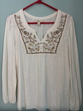 Style and Company Stylish Cream Embroidered V-Neck Women's Top